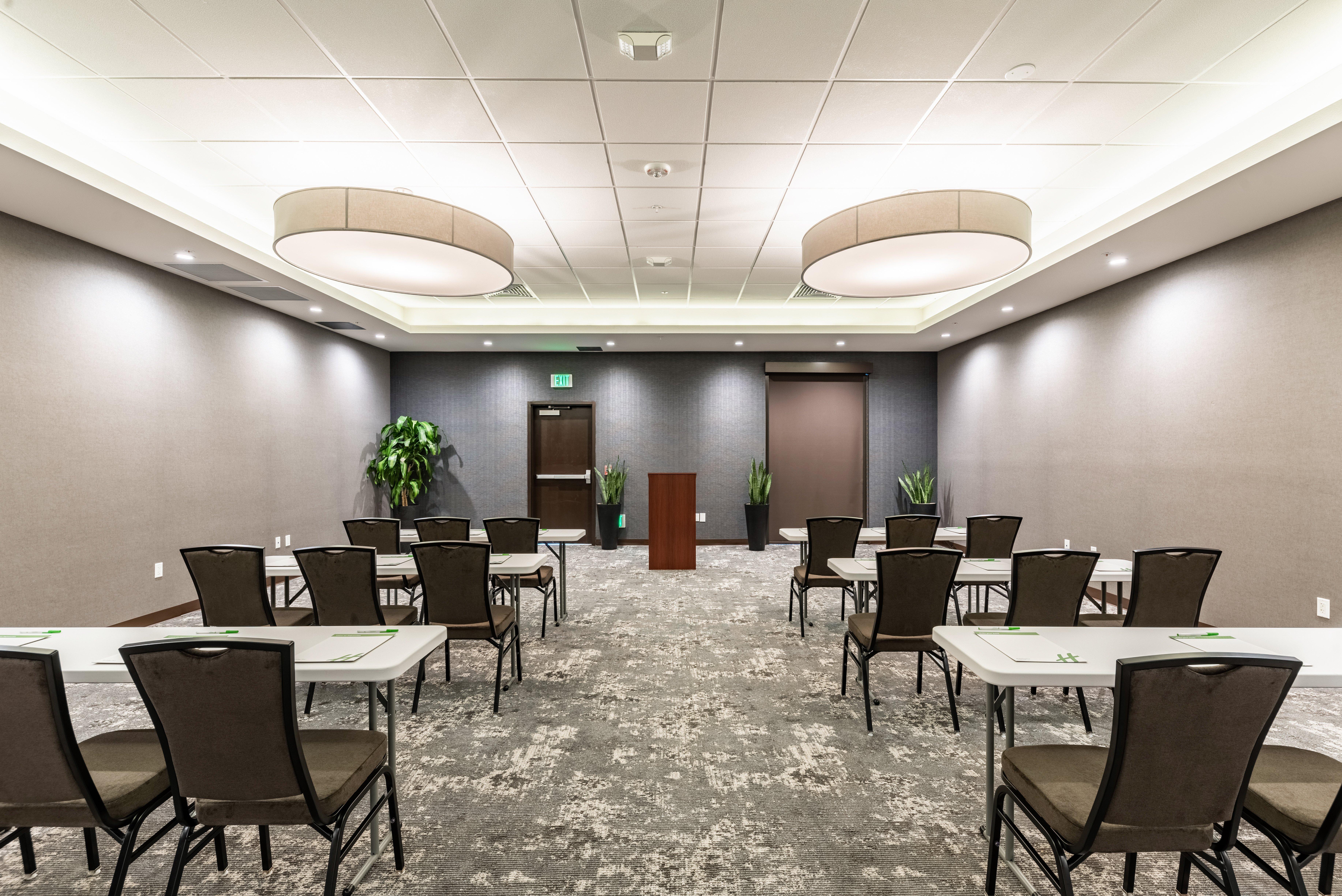 Holiday Inn Hotel & Suites Silicon Valley - Milpitas By Ihg Exterior foto